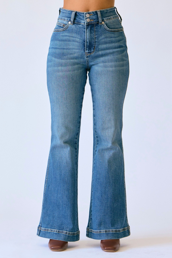 Judy Blue Petite Flare