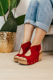 Corkys Frisky | Dark Red