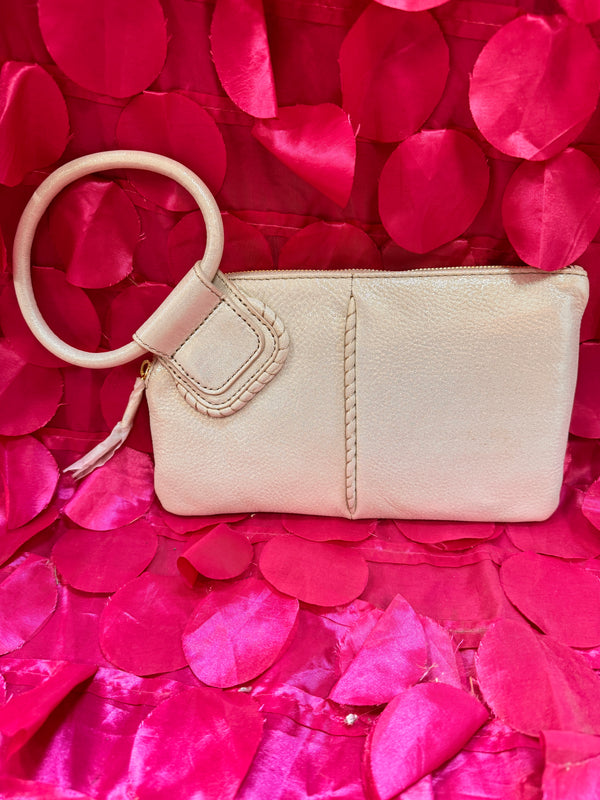 Hobo Sable Wristlet-Sand Shimmer
