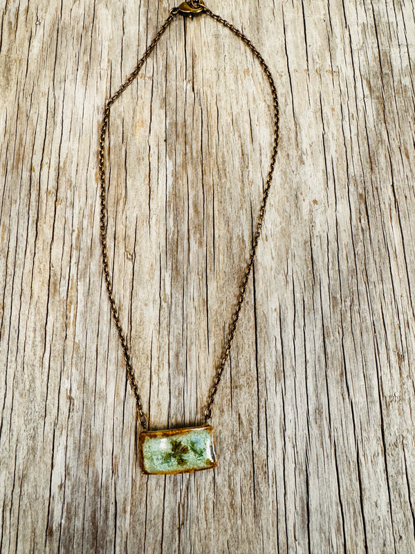 Small Short Rectangle Necklace | Pistachio