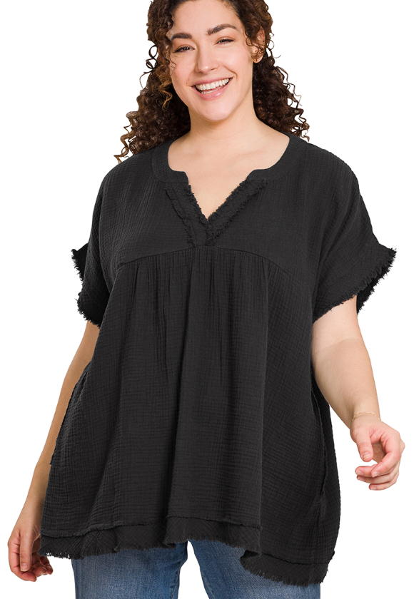 Curvy Gauze Raw Edge V-Neck Top | Black