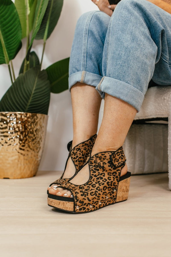 Corkys Frisky | Leopard