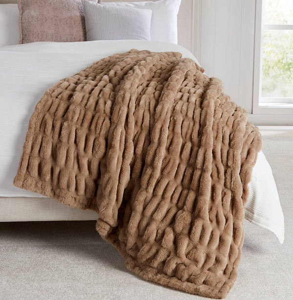 Luxury Throw Blankets | Dune