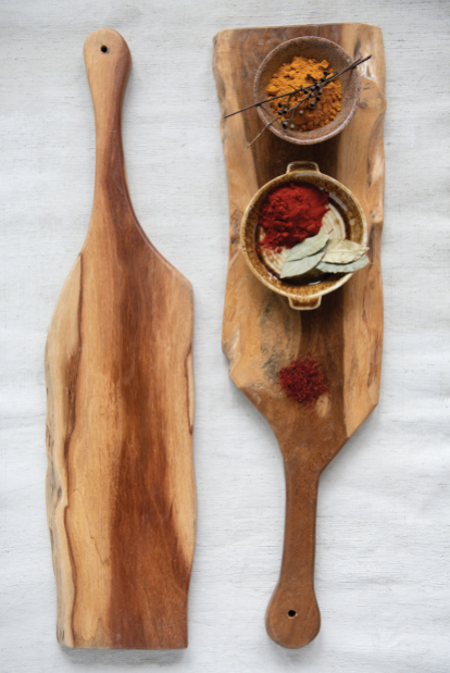 Cheese/Cutting Board with Live Edge and Handle - Thumbnail 2