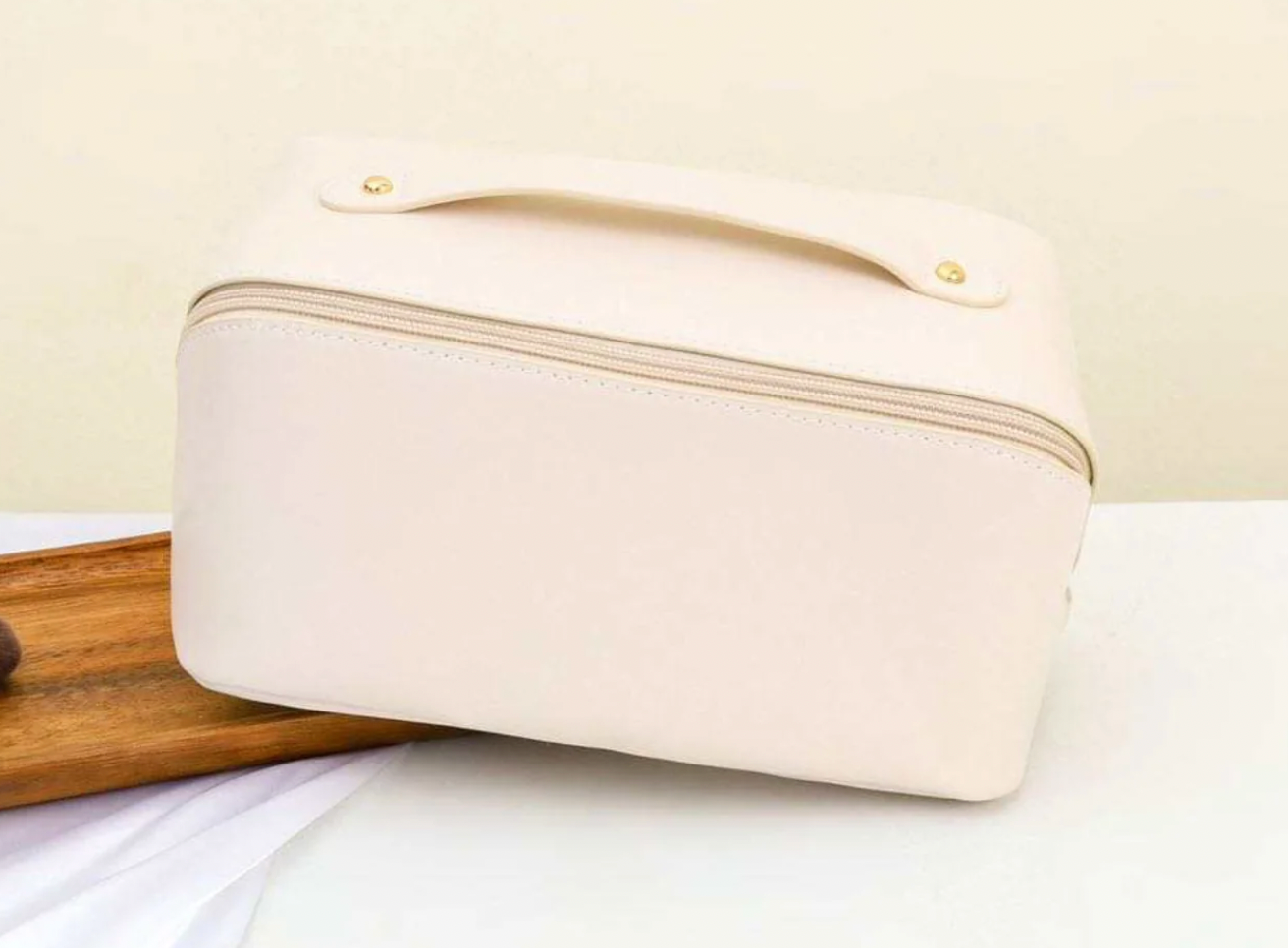 Kindred Spirit Style Makeup Bag - Thumbnail 2